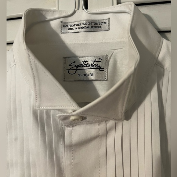 Southeastern Mens Tuxedo Shirt Sz S 30/31 White Button Up Pleated Poly Cotton - Picture 4 of 9